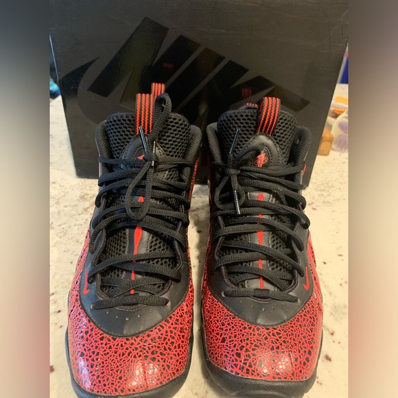 Nike Little Posite One (GS) Black & Crimson Red Size 7Y Basketball Shoes - Picture 5 of 6